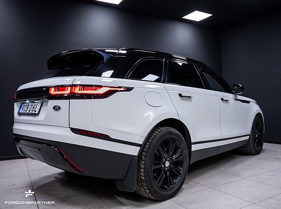 Land Rover Range Rover Velar 12 of 30