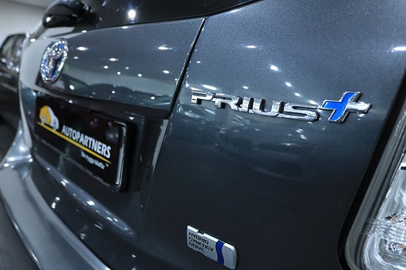 Toyota Prius+ 17 of 20
