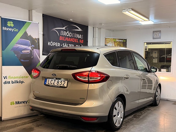 Ford C-Max 11 of 22