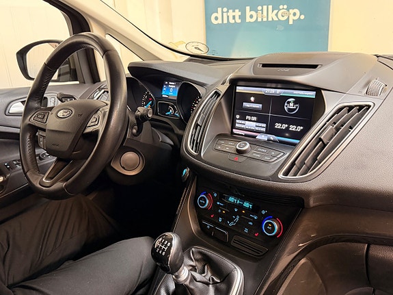 Ford C-Max 16 of 22