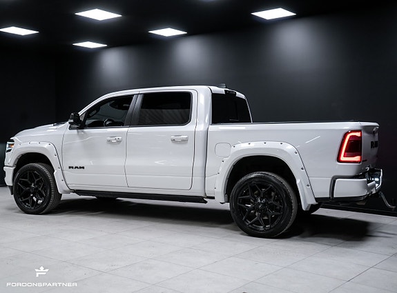 Dodge RAM 1500 3 of 5