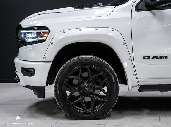 Dodge RAM 1500 5 of 5