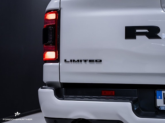 Dodge RAM 1500 14 of 30