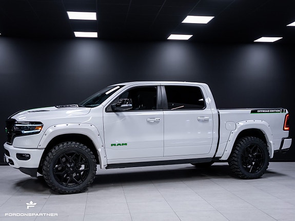 Dodge RAM 1500 3 of 30