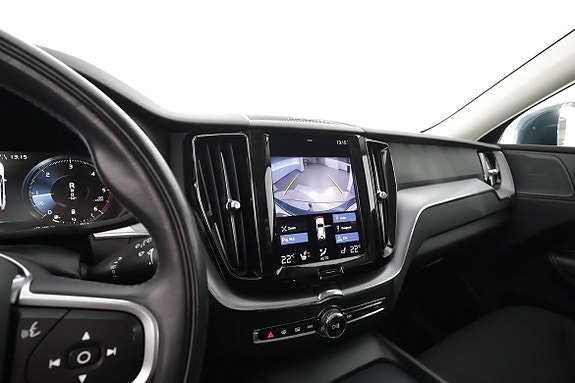 Volvo XC60 14 of 17