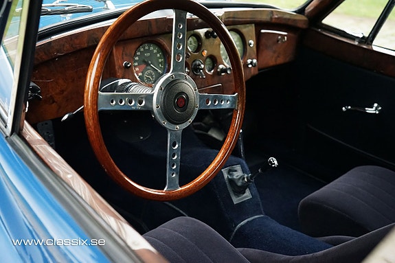 Jaguar XK120 19 of 25