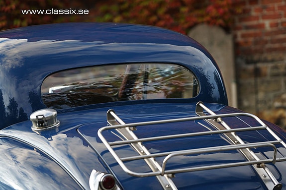 Jaguar XK120 18 of 25