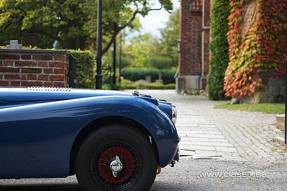 Jaguar XK120 7 of 25