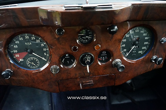 Jaguar XK120 25 of 25