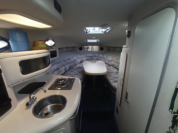 SEA RAY 270 SUNDANCER 7 of 12