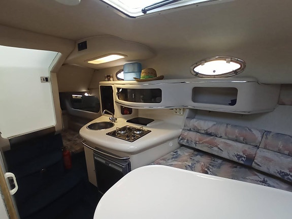 SEA RAY 270 SUNDANCER 9 of 12