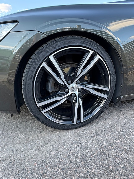 Volvo V60 5 of 15