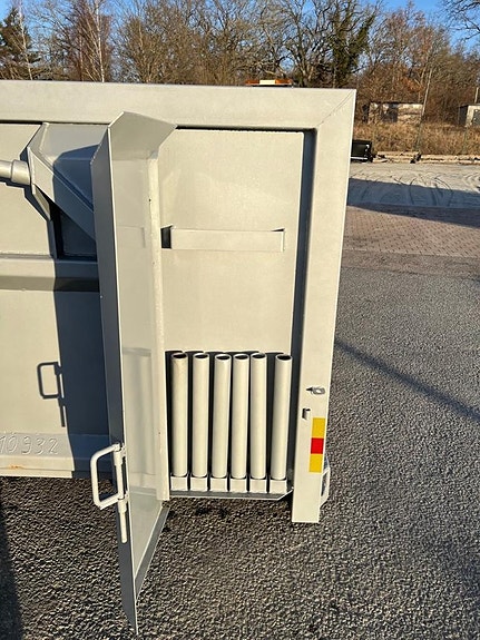 Bilcenter Flaket- Maskinflak med hel ramp 7,10 Långt 6 of 6