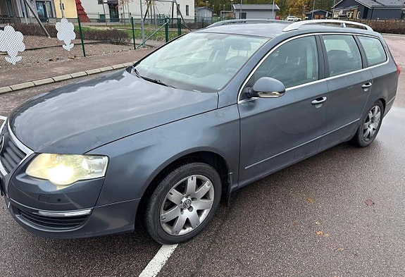 Volkswagen Passat 3 of 5