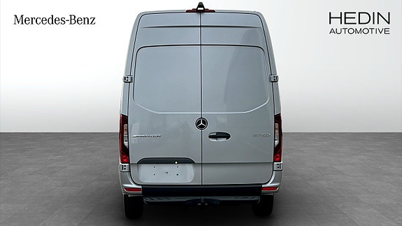 Mercedes-Benz Sprinter 317 7 of 12