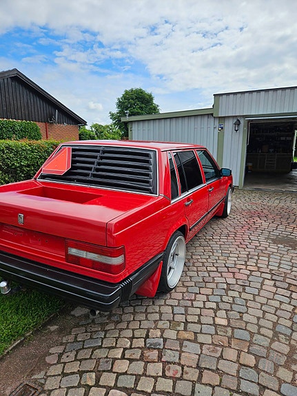 Volvo 740 2 of 2