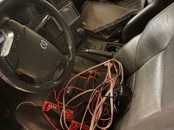 Volvo V70 8 of 10