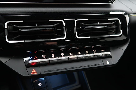 Renault 4 E-Tech 15 of 21