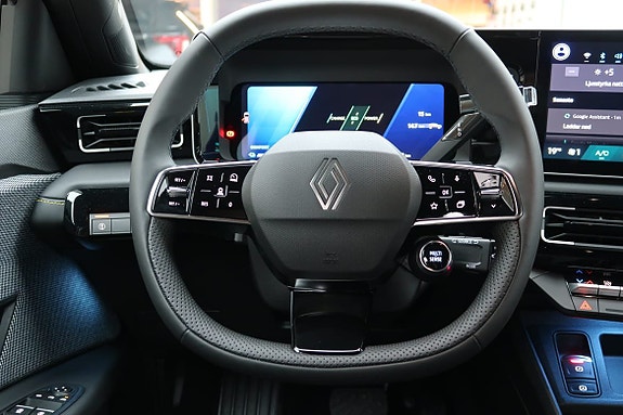Renault 4 E-Tech 7 of 21