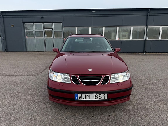 Saab 9-5 2 of 5