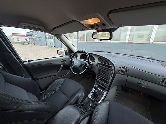Saab 9-5 16 of 28