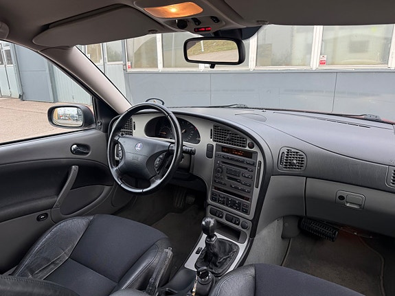 Saab 9-5 17 of 28