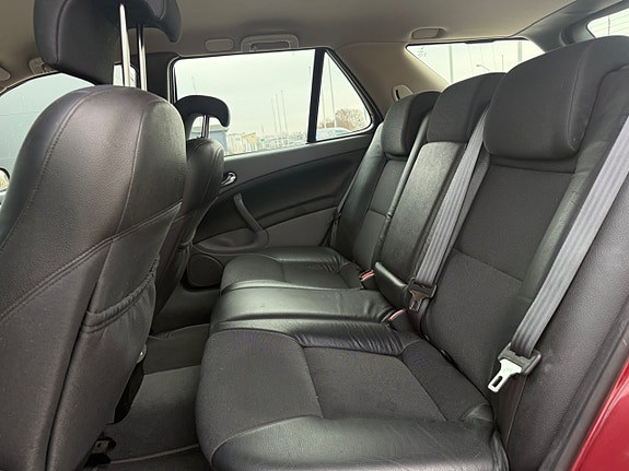 Saab 9-5 28 of 28
