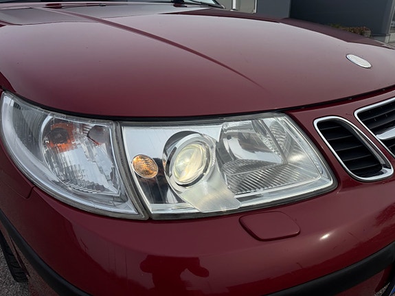 Saab 9-5 6 of 28