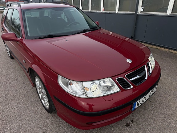 Saab 9-5 8 of 28