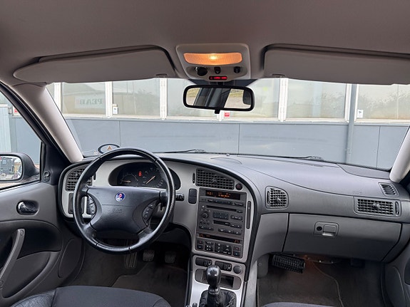 Saab 9-5 19 of 28