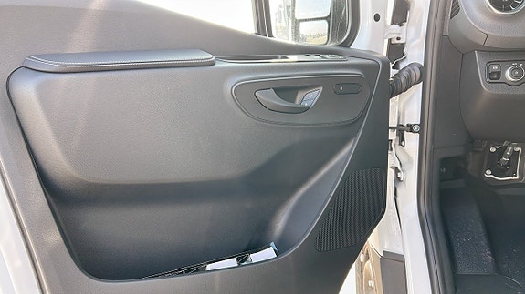 Mercedes-Benz Sprinter 412 11 of 12