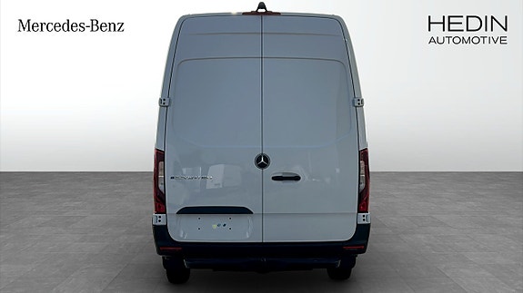 Mercedes-Benz Sprinter 412 7 of 12
