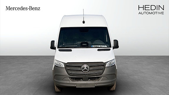 Mercedes-Benz Sprinter 412 8 of 12