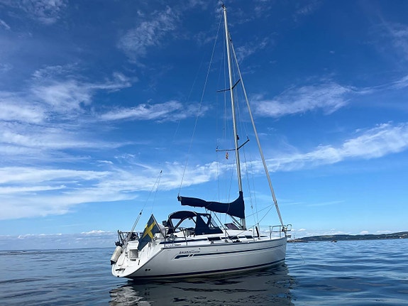 Bavaria 32