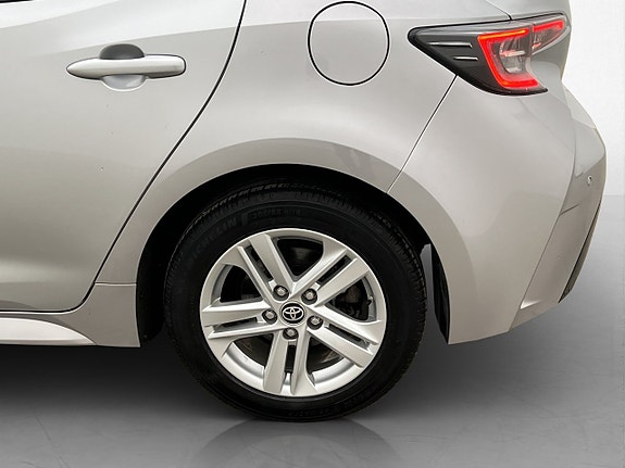 Toyota Corolla 27 of 30