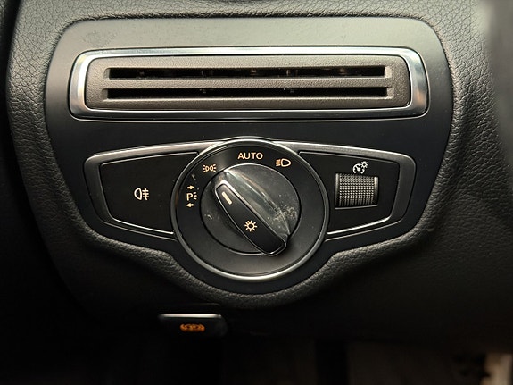 Mercedes-Benz C200 d 14 of 30