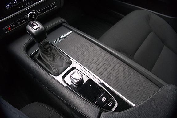 Volvo V90 10 of 17