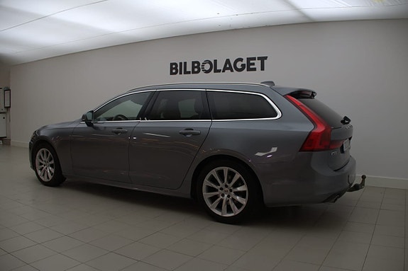 Volvo V90 3 of 5