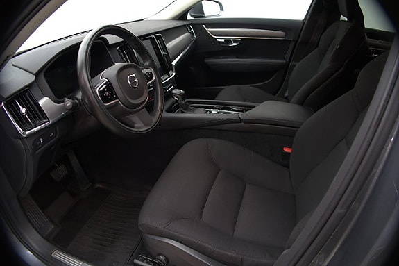 Volvo V90 4 of 5