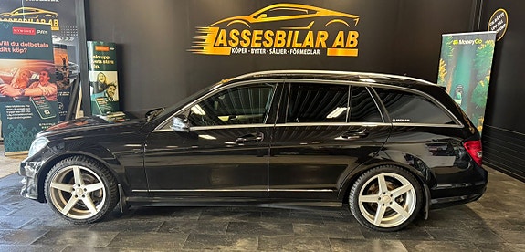 Mercedes-Benz C220 8 of 20