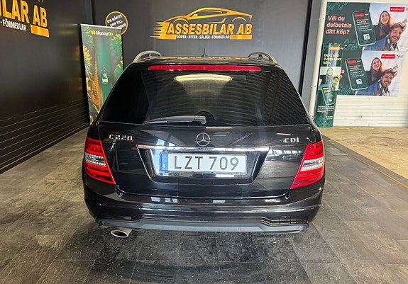 Mercedes-Benz C220 10 of 20