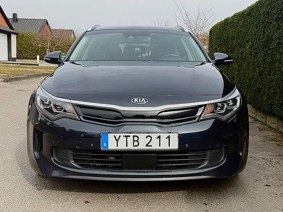 Kia Optima 2 of 5