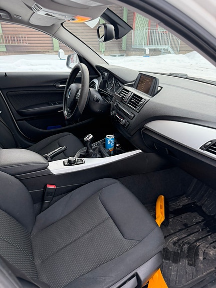 BMW 118d 5 of 5