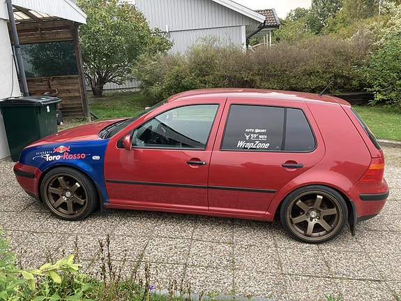 Volkswagen Golf IV 2 of 3