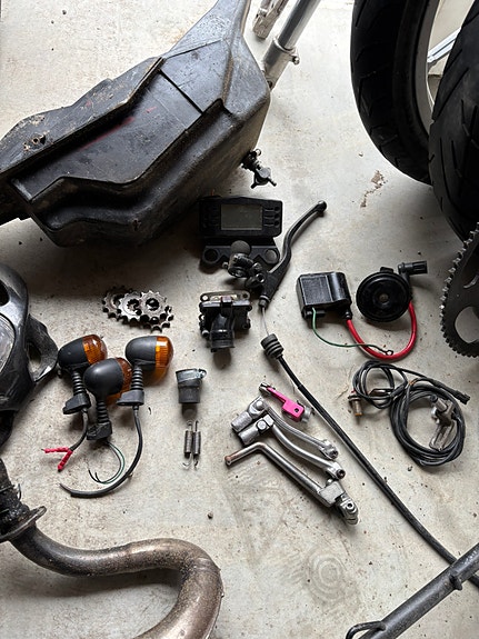 Product image 2 of 8