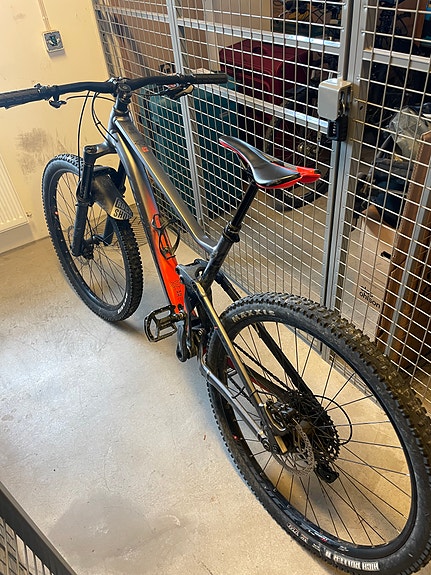 Product image 2 of 9