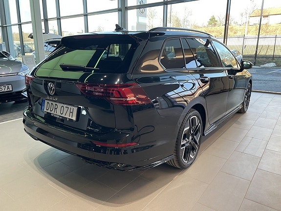 Volkswagen Golf-Serie 4 of 16