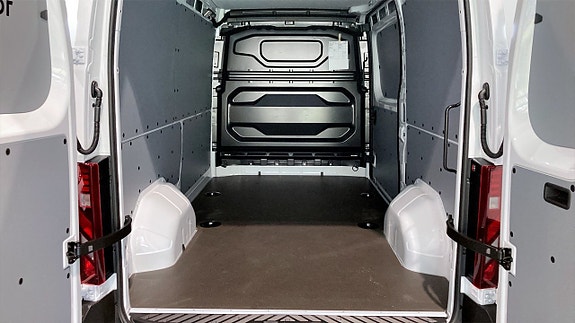 Renault Master 8 of 10