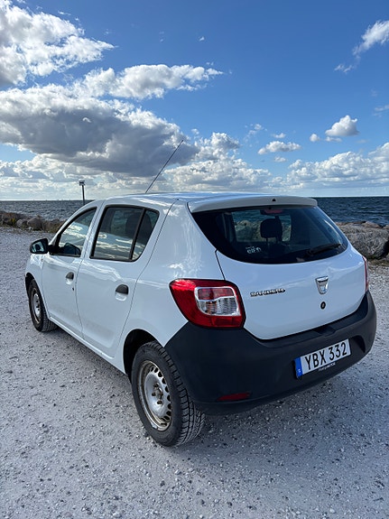Dacia Sandero 4 of 5