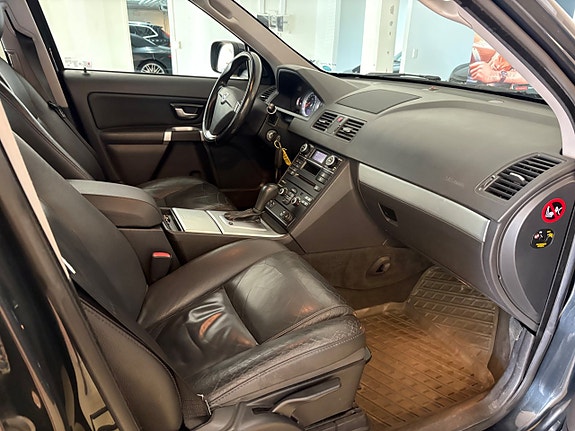 Volvo XC90 25 of 30